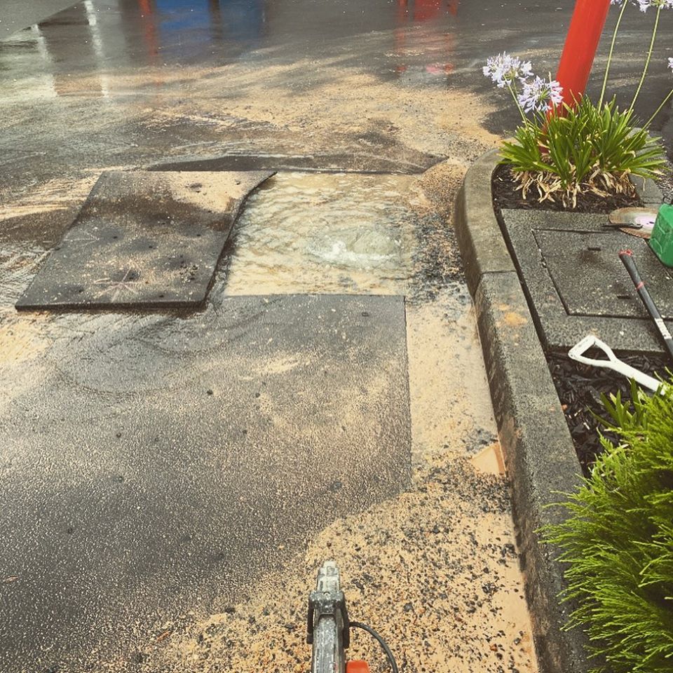 Burst Water Pipe Image